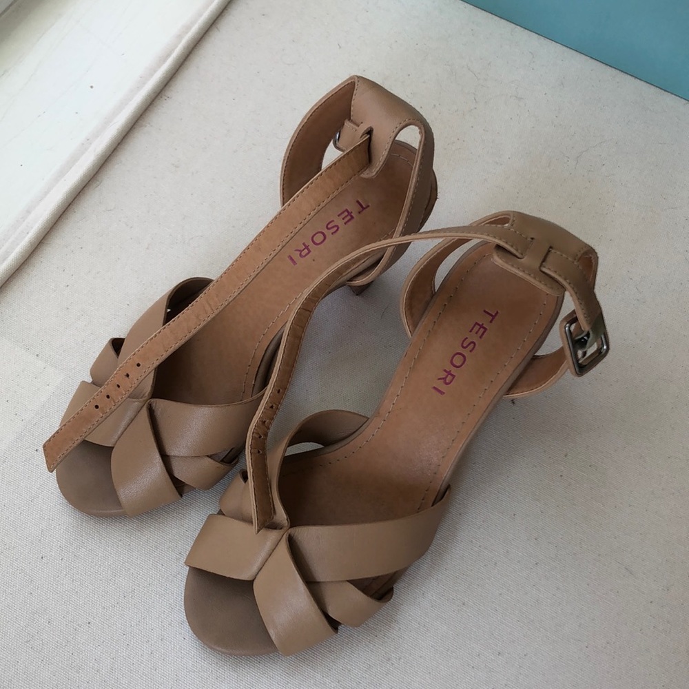 tesori leather mini wedge shoes